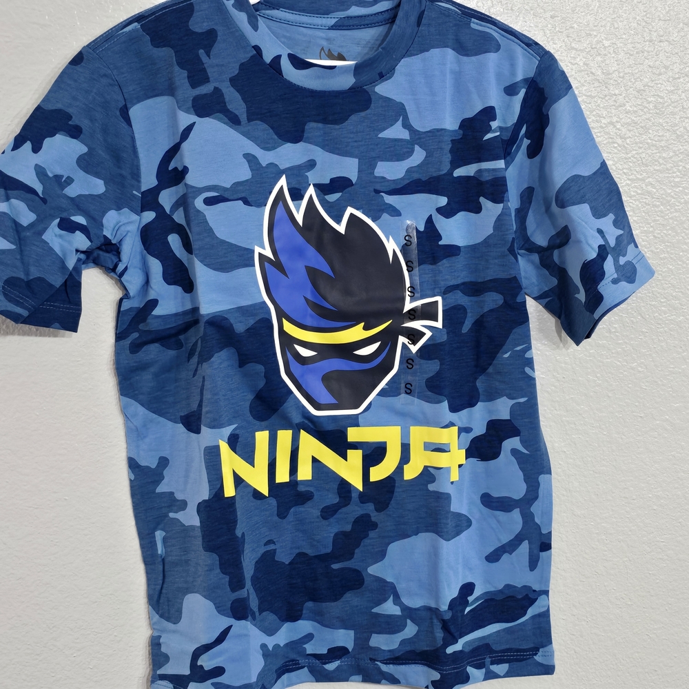 Ninja Blue Camo Graphic Kids Tee. Nwt